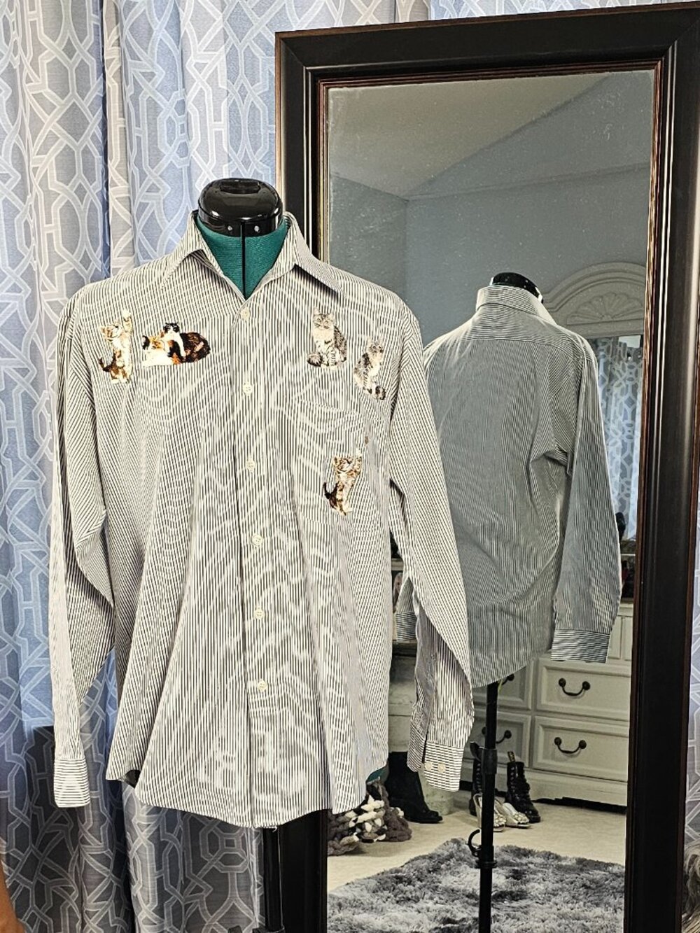 Orvis Striped Cat Appliqué Button‑Down Shirt – Grandmacore Cottagecore – Size M